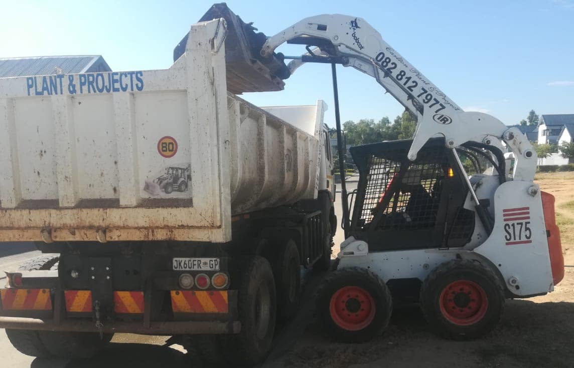 BOBCAT-HIRE-JOHANNESBURG-SOUTH-AFRICA